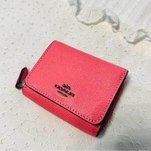 NWOT Coach Leather/Canvas Wallet Pink Color With Signature Logo